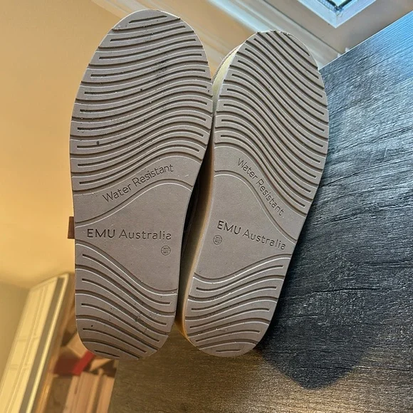 EMU Australia Stinger Micro Waterproof Suede Sheepskin Boot, Chestnut, Size 10 - Picture 7 of 8